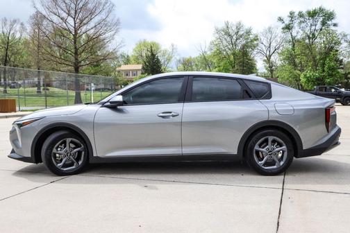 Steel Gray 2025 Kia K4 LXS