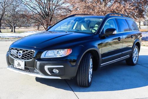 2016 Volvo XC70 T5 Drive-E Platinum