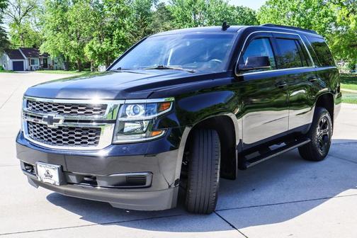 Black 2019 Chevrolet Tahoe LS