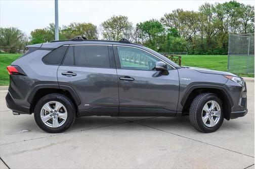 2019 Toyota RAV4 Hybrid XLE