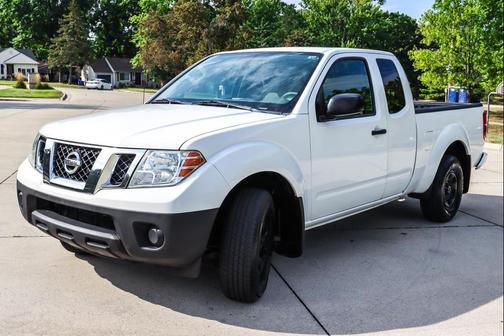 2019 Nissan Frontier S