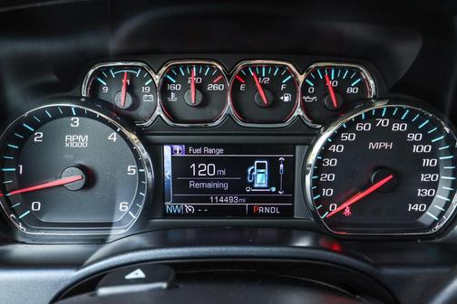 Quicksilver Metallic 2017 GMC Sierra 1500 SLT