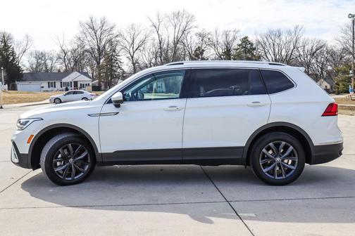 2023 Volkswagen Tiguan 2.0T SE 4MOTION
