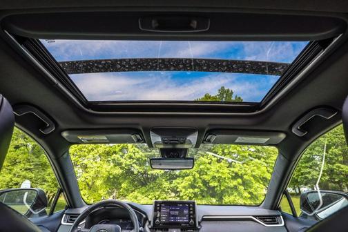 Silver Sky Metallic/Midnight Black Metallic 2021 Toyota RAV4 Hybrid SE