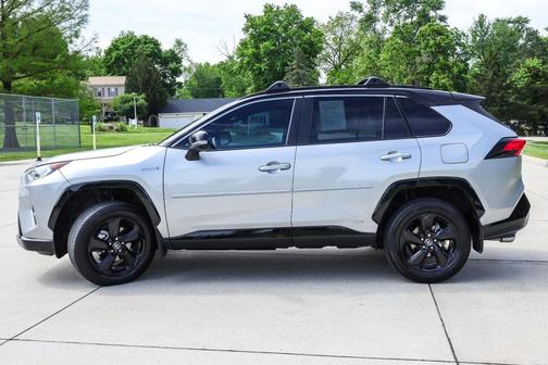 Silver Sky Metallic/Midnight Black Metallic 2021 Toyota RAV4 Hybrid SE