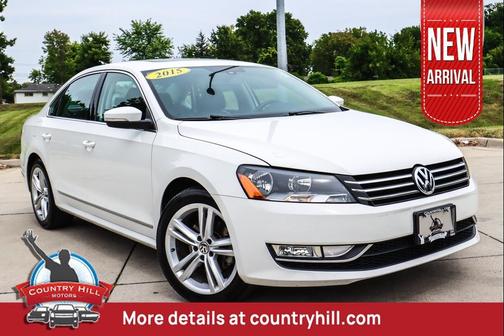 2015 Volkswagen Passat 1.8T Auto SE w/Sunroof & Nav