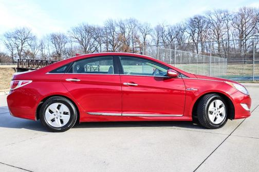2012 Hyundai SONATA Hybrid Base
