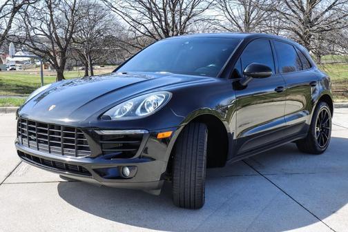2017 Porsche Macan 4DR SUV AWD