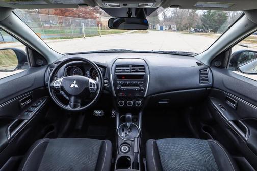 2013 Mitsubishi Outlander Sport LE