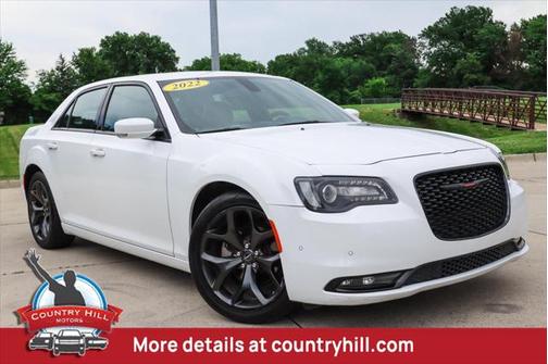 2022 Chrysler 300 S
