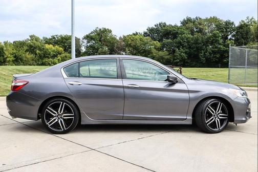 2017 Honda Accord Sport SE