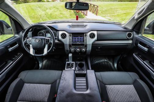 Magnetic Gray Metallic 2015 Toyota Tundra SR5
