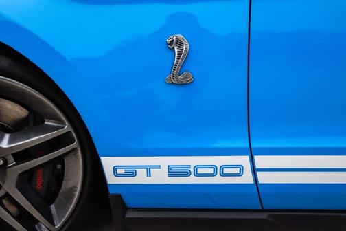 2010 Ford Shelby GT500 Base