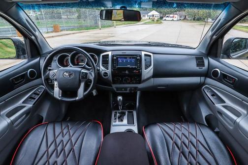 2015 Toyota Tacoma Base