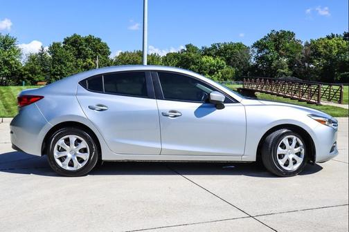 2018 Mazda Mazda3 Sport