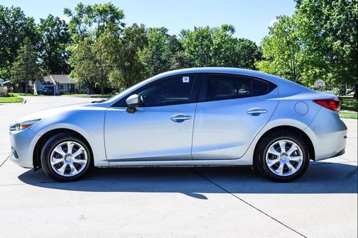 2018 Mazda Mazda3 Sport