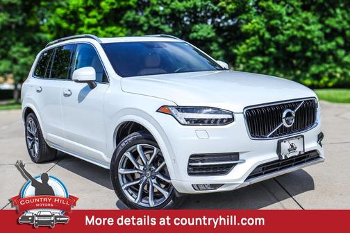 Ice White 2018 Volvo XC90 T6 Momentum
