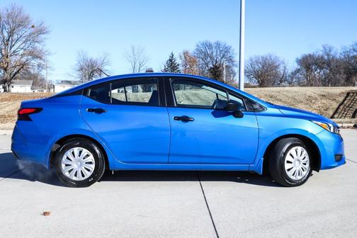 2024 Nissan Versa 1.6 S