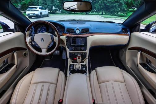 2013 Maserati GranTurismo Base