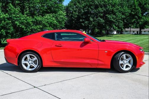 2017 Chevrolet Camaro 1LT