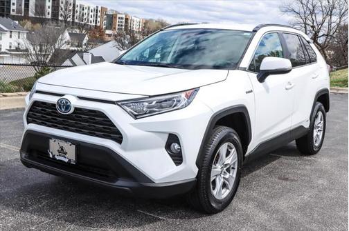 2020 Toyota RAV4 Hybrid XLE