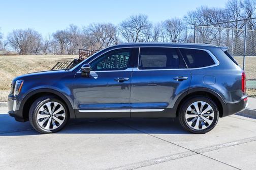 2020 Kia Telluride S