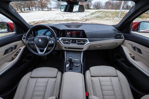 2019 BMW 330 xDrive