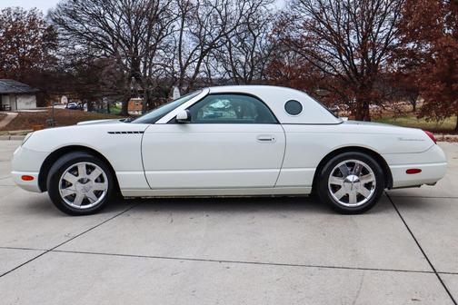 2002 Ford Thunderbird Deluxe
