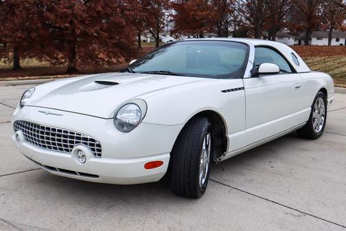 2002 Ford Thunderbird Deluxe