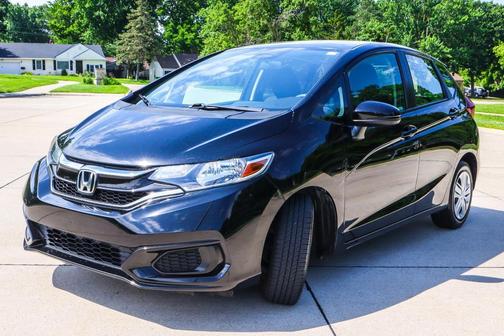 Crystal Black Pearl 2019 Honda Fit LX