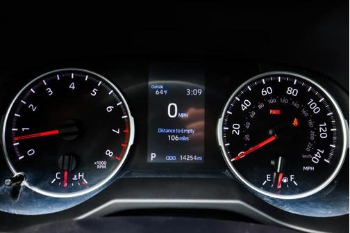 2022 Toyota RAV4 LE