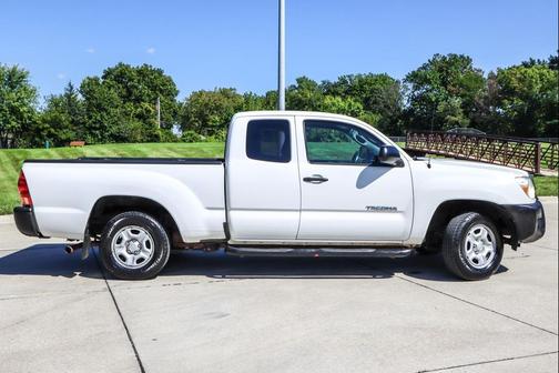 2013 Toyota Tacoma Base
