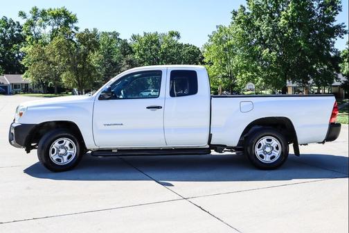2013 Toyota Tacoma Base