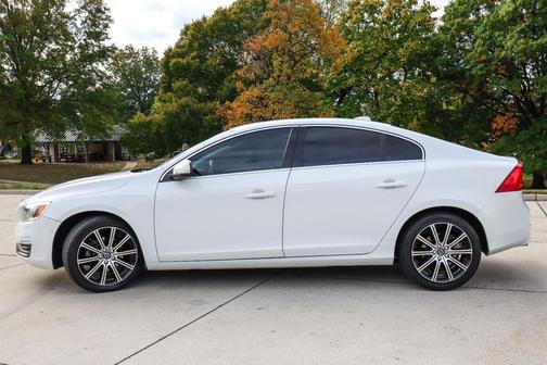 2016 Volvo S60 Inscription T5 Drive-E Platinum