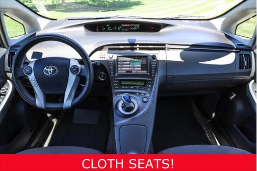 2010 Toyota Prius III