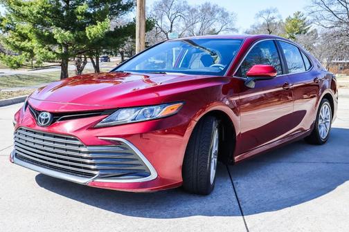 2022 Toyota Camry LE
