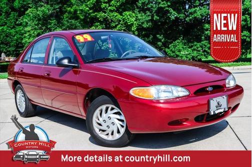 1999 Ford Escort SE