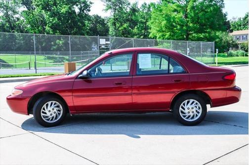 1999 Ford Escort SE