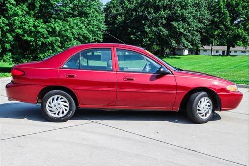 1999 Ford Escort SE