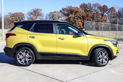 2023 Kia Seltos SX Turbo