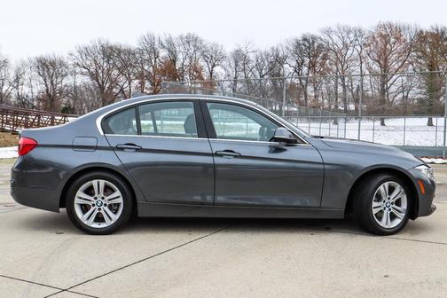 2018 BMW 330 330i