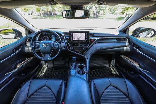 Predawn Gray Mica 2022 Toyota Camry SE