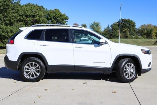 2021 Jeep Cherokee Latitude Lux