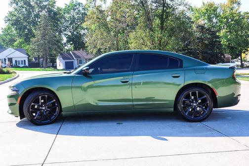 2020 Dodge Charger SXT