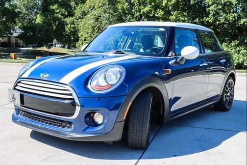 2015 MINI Hardtop Cooper