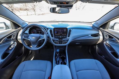 2022 Chevrolet Malibu FWD LT