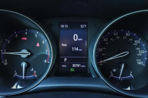 Blizzard Pearl 2020 Toyota C-HR XLE