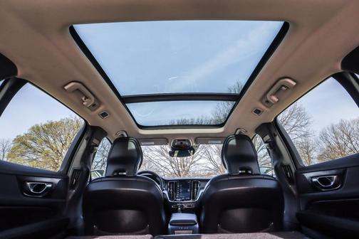 2020 Volvo V60 Cross Country T5
