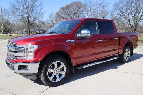 RUBY RED METALLIC TINTED CC 2018 Ford F-150 Lariat