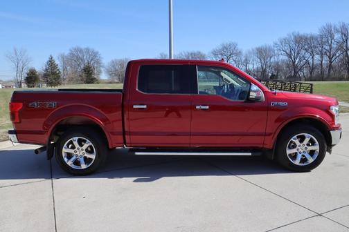 RUBY RED METALLIC TINTED CC 2018 Ford F-150 Lariat
